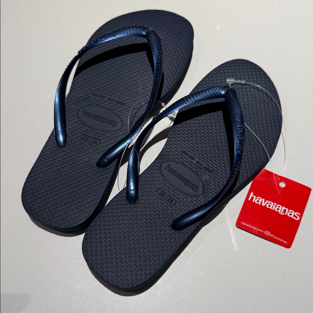 Havaianas Navy Blue Slim Flip Flop Sandals NWT